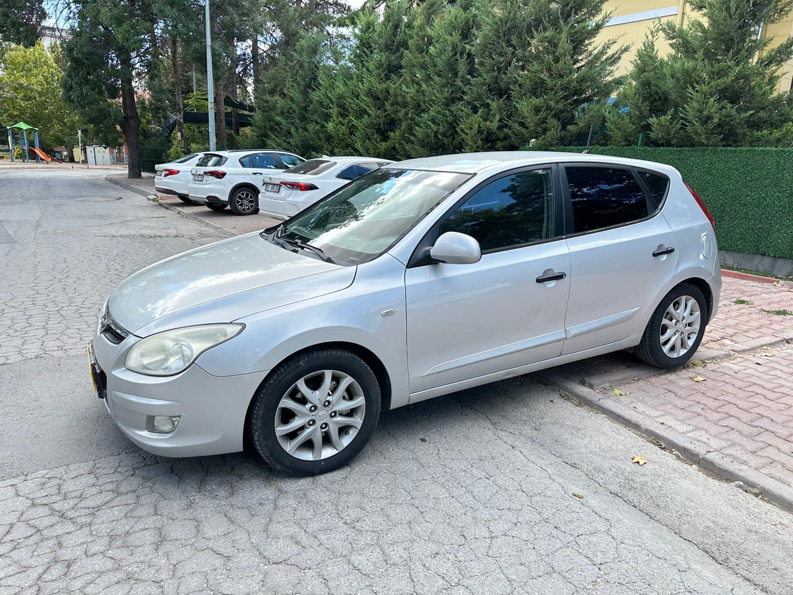 HYUNDAI i30 8